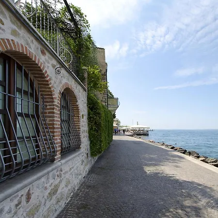 A 5 Metri Dal Daire Torri Del Benaco