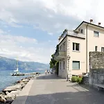 A 5 Metri Dal Apartamento *