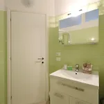 A 5 Metri Dal Apartamento