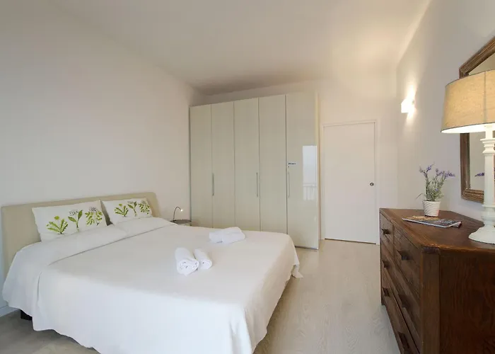 Lejlighed A 5 Metri Dal Torri Del Benaco